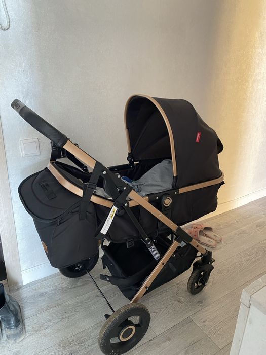 Продаю НОВУЮ детскую коляску