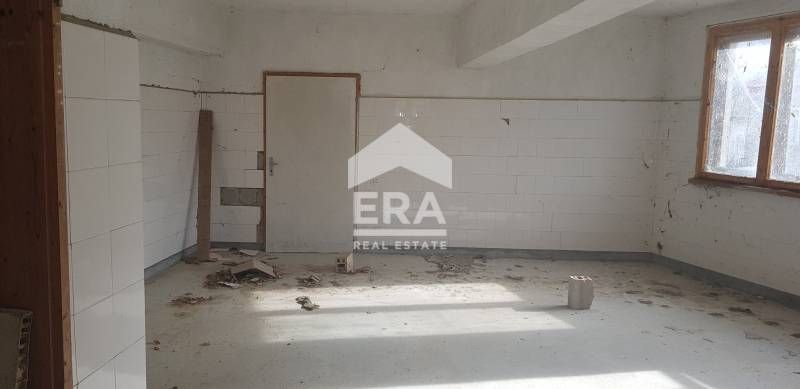 Продава се Магазин в с. Добрина, Област Варна - 160 кв.м за 750 €/кв.м - Снимка #9