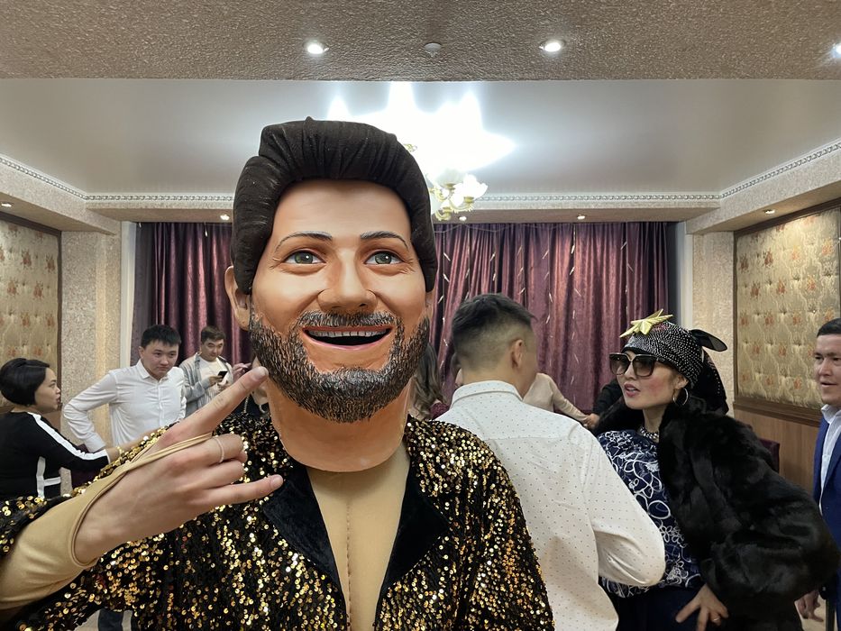 Аниматоры,ведущие ,ростовые куклы