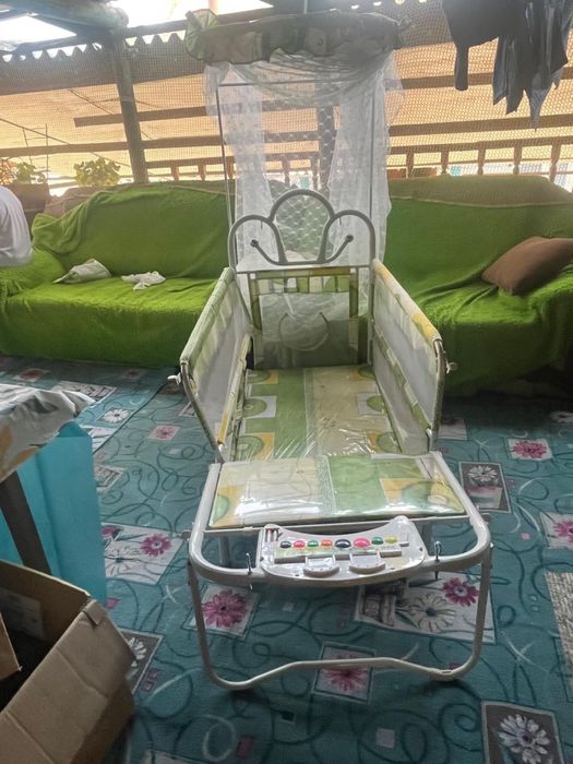 Манеж детский в хорошем состоянии