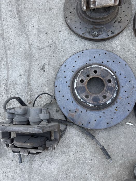 Спирачна система bmw x5 e70 5.0i бмв х5 е70 апарати дискове 5.0i