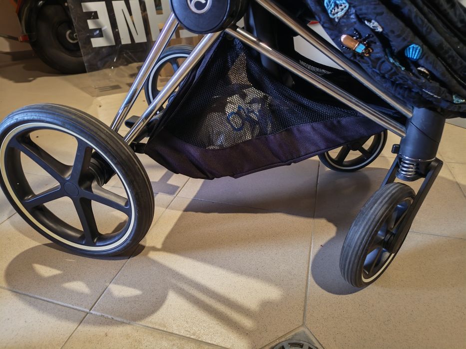 Шаси Cybex Priam 4 Chrome Brown с основа за седалка