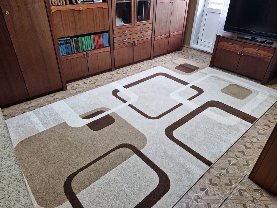 Ковёр синтетика 2*4м.