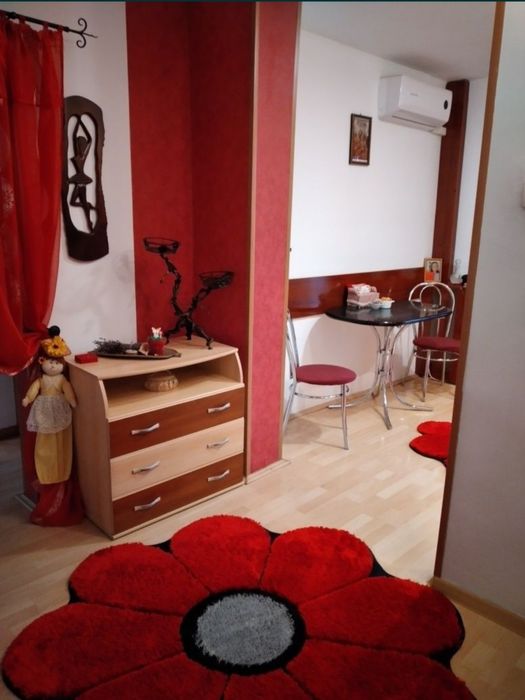 Ap 2 cam de inchiriat