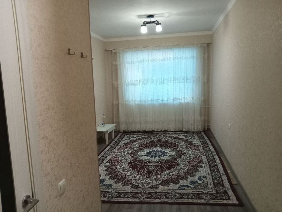 Arenda kvartira opshishita Yashnabod tumani Olmos metro oldida 1xona