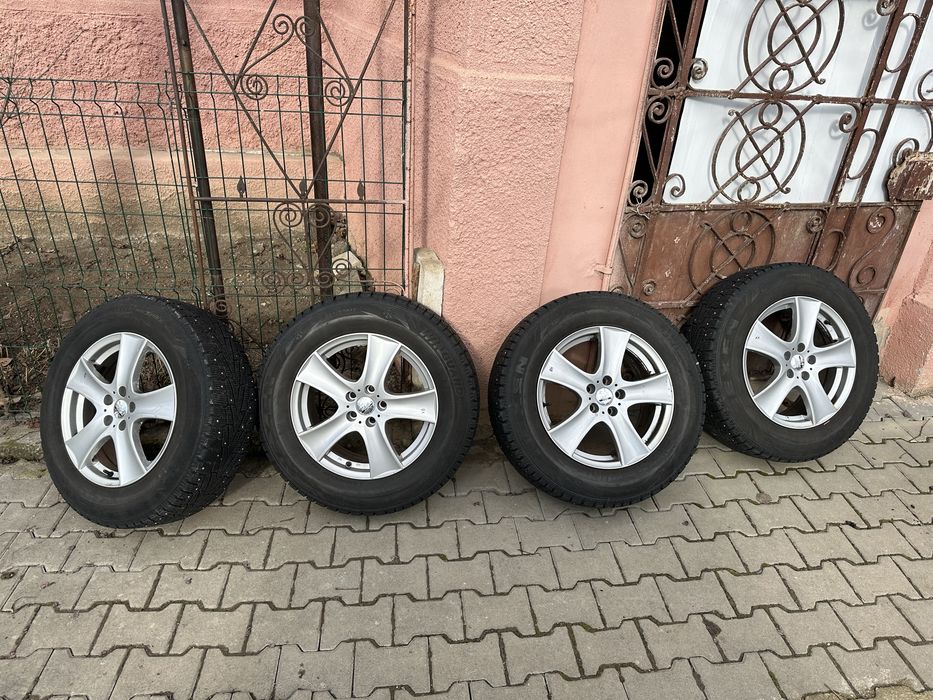 Jante de aliaj cu anvelope de iarna cu crampoane xc60