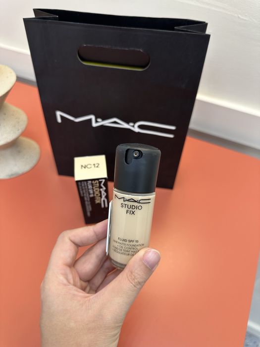 Тональный крем MAC Studio fix