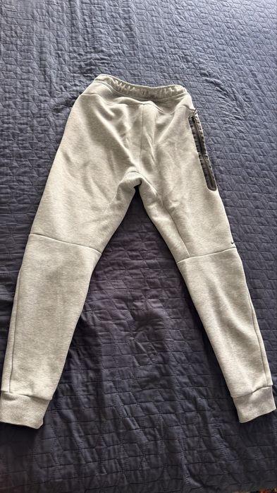 Nike tech fleece долнище Размер S