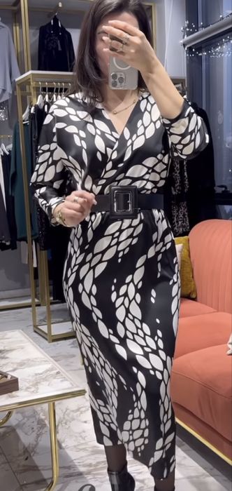 Продам платье новое