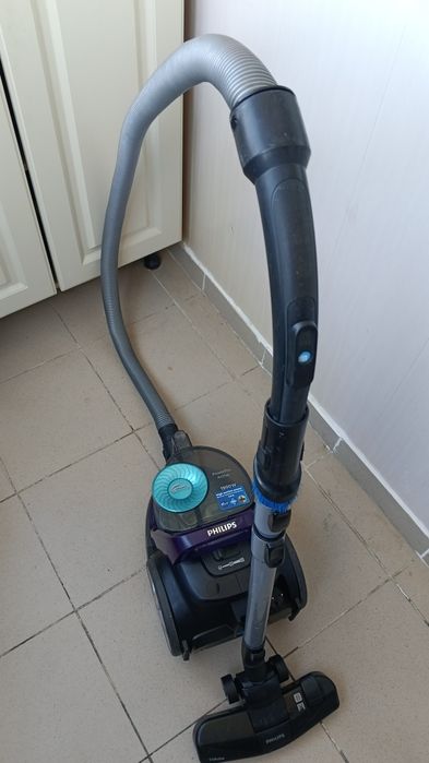 Пылесос Philips 1900watt