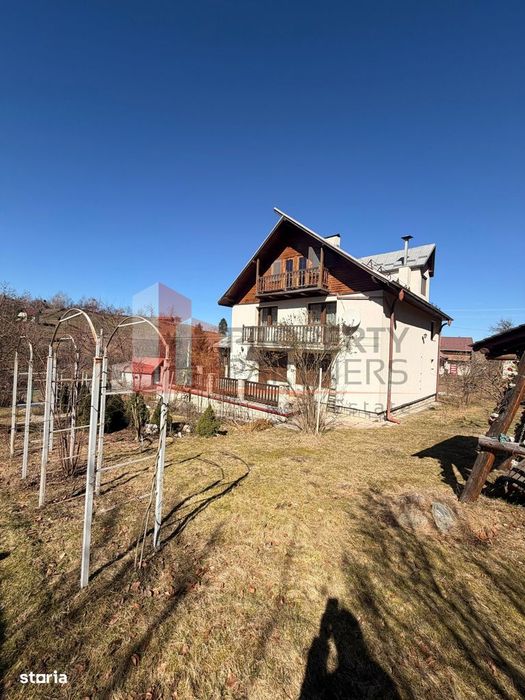 Vilă Bran – Sat Poarta | Aproape de natură  | 3 dormitoare | Teren 180