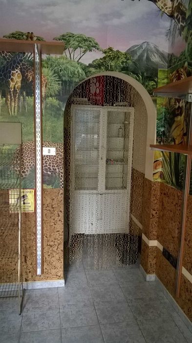 Многофункционална система от рафтове, стелажи