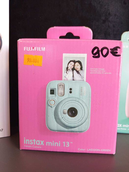 Моментален фотоапарат Fujifilm Instax Mini 13