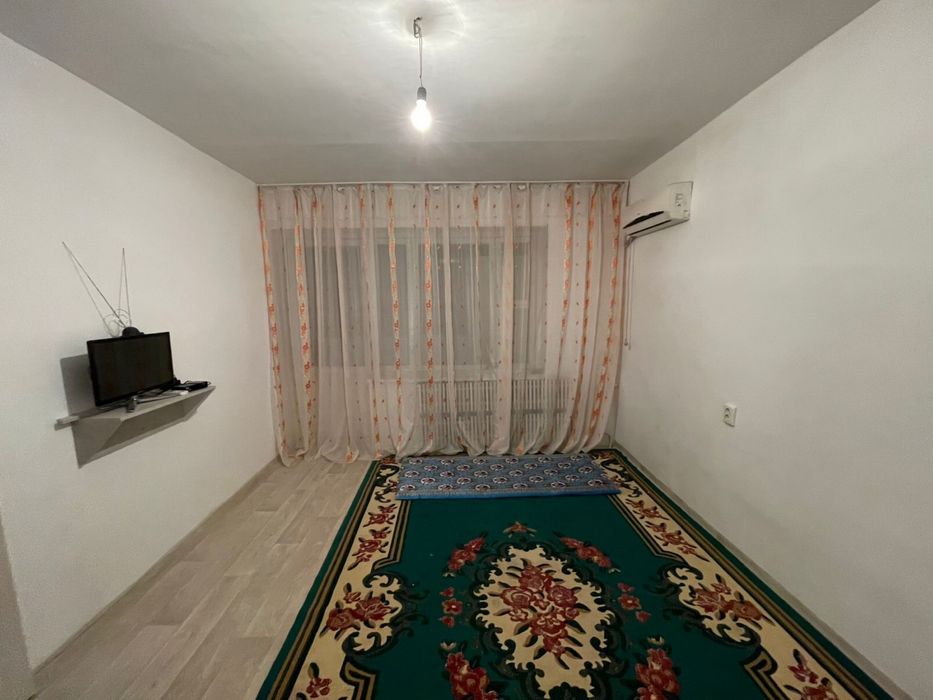 1комнат үй сатылады