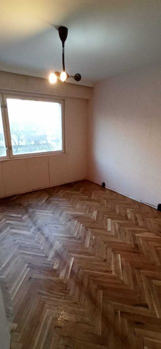 Продава се Четиристаен апартамент в Варна, Левски - 80 кв.м за 1013 €/кв.м - Снимка #3