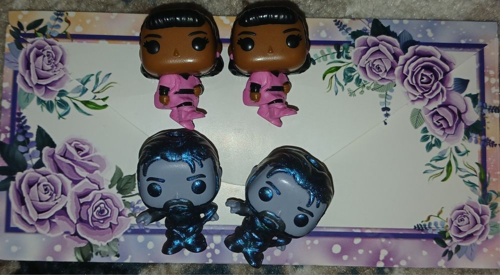 Фигурки Stranger Things Kinder Joy Эрика и Хоппер Изнанка