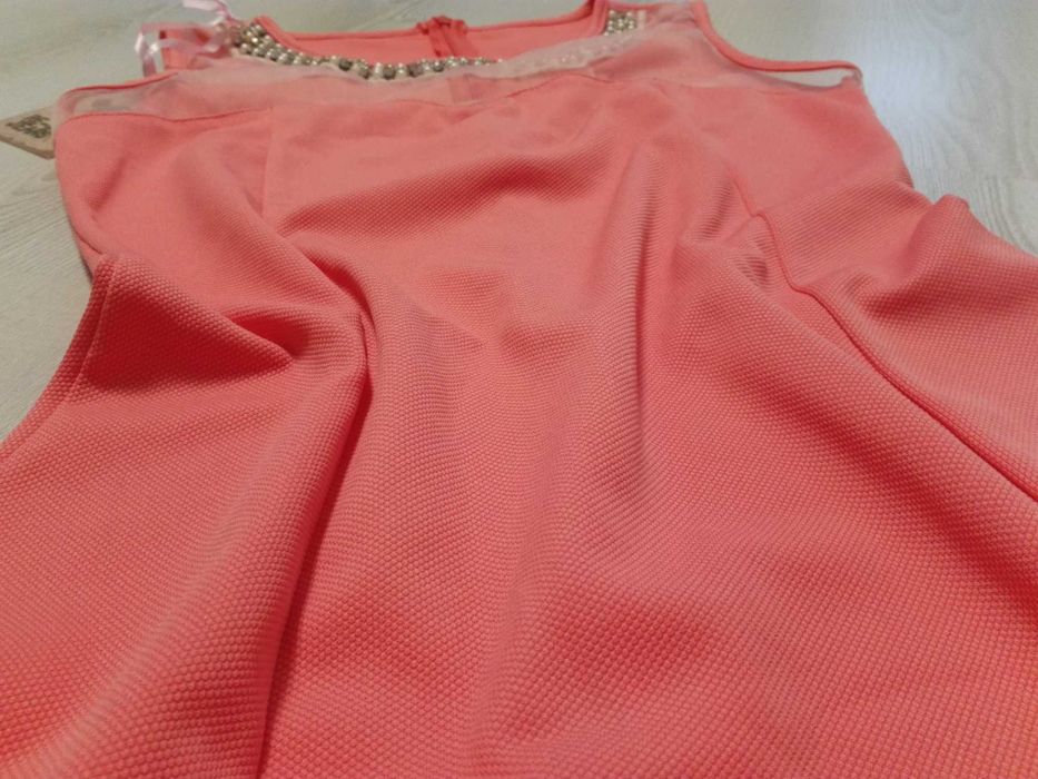 Стилна кукленска рокля - размер С/М в цвят прасковено-розово + подарък