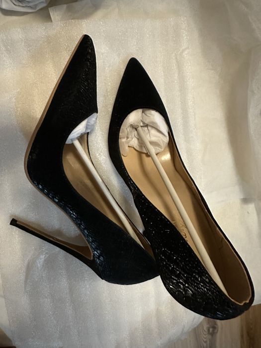 Официални обувки с висок ток