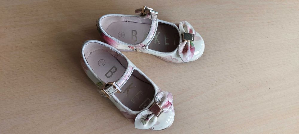 Туфельки нарядные 23 р.