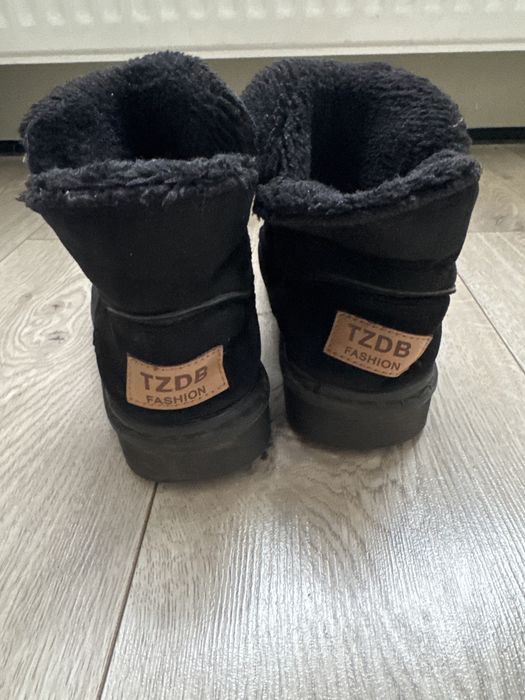 Продам женские уги