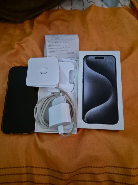 IPhone 15 pro срочно продам