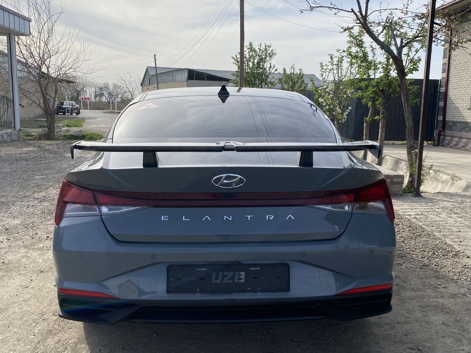 Elantra hyundaii