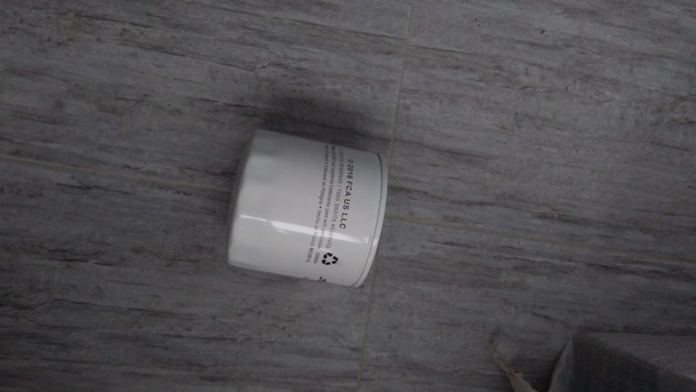 Фильтр масляный Mopar