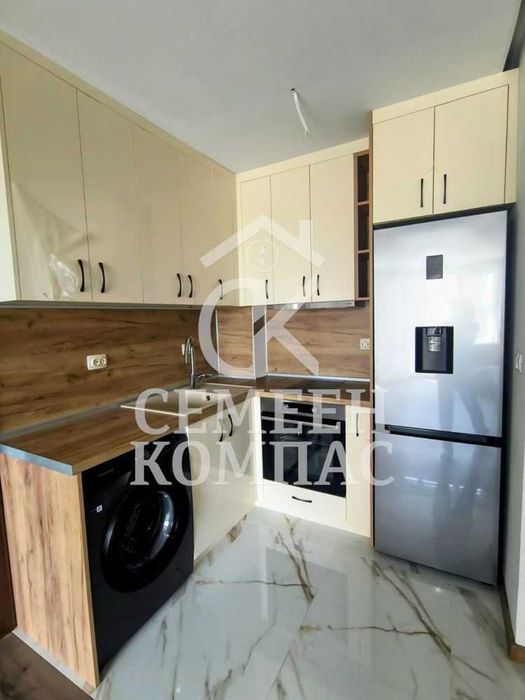 Продава се Двустаен апартамент в Пловдив, Гагарин - 67 кв.м за 1028 €/кв.м - Снимка #1