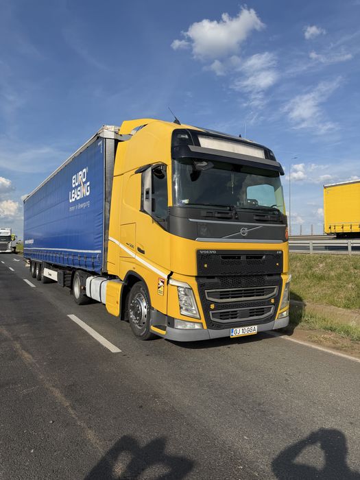 Vand ansamblu complect + firma si contract de munca