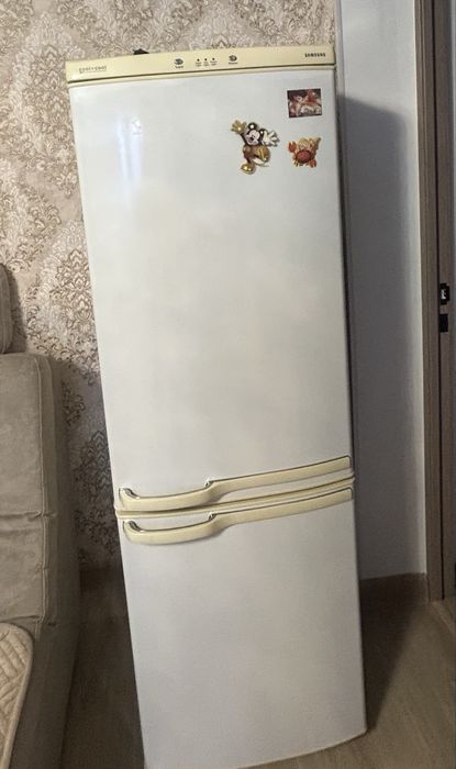 Холодильник Samsung бу