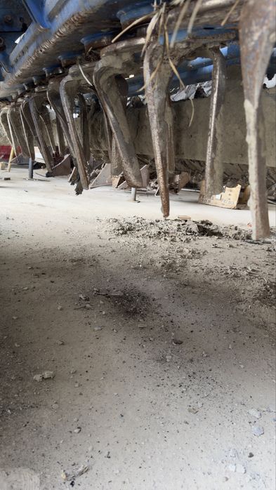 Lemken saphir selka sotiladi.