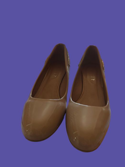 Продается туфли женские