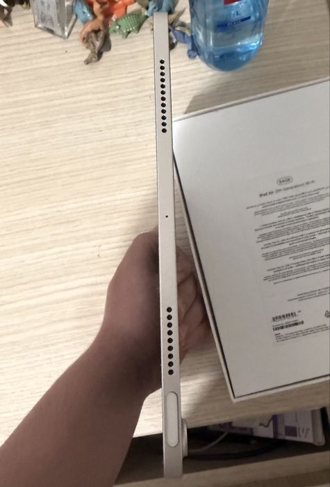 iPad Air 5 (Generația a 5-a) 64GB Wi-Fi + Apple Pencil 2
