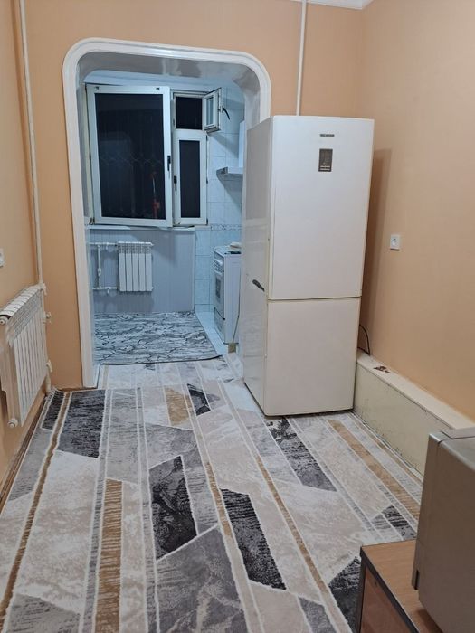 Чиланзар Ц 2 комнатная 1 этаж 77серия