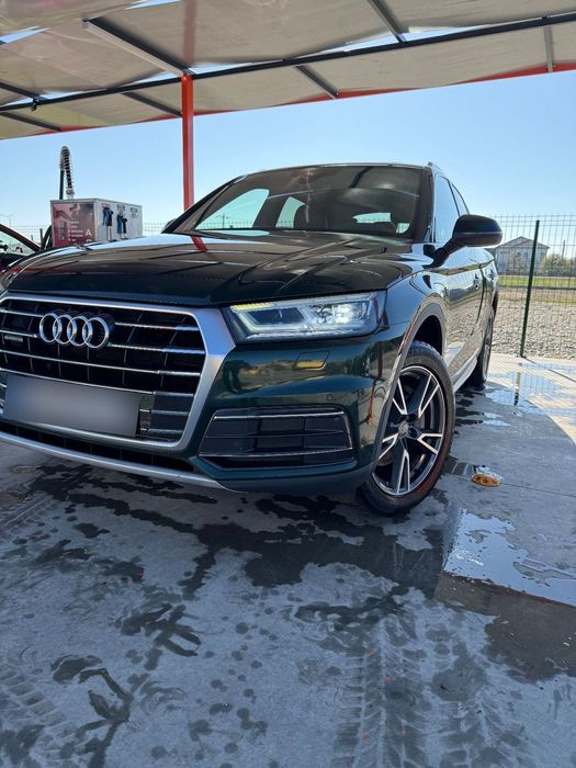 Audi Q5 quattro panoramic