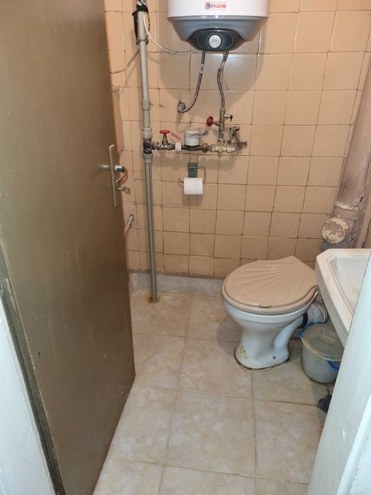 Продава се Едностаен апартамент в Стара Загора, Три чучура - център - 35 кв.м за 714 €/кв.м - Снимка #7