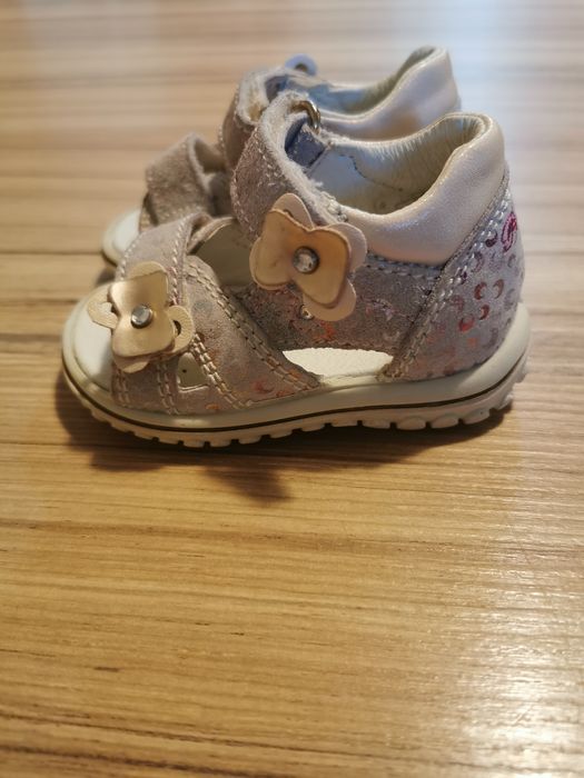 Sandale bebe 18 Primigi
