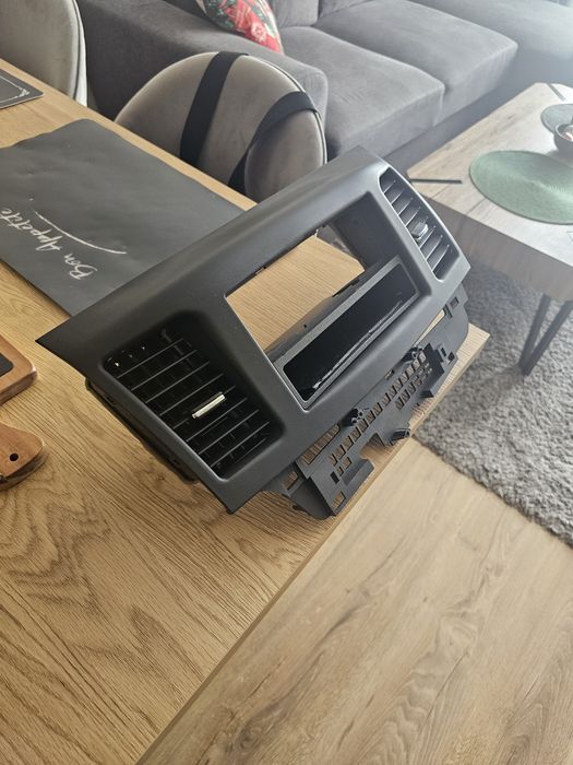 Конзола за СД Митсубиши Лансър