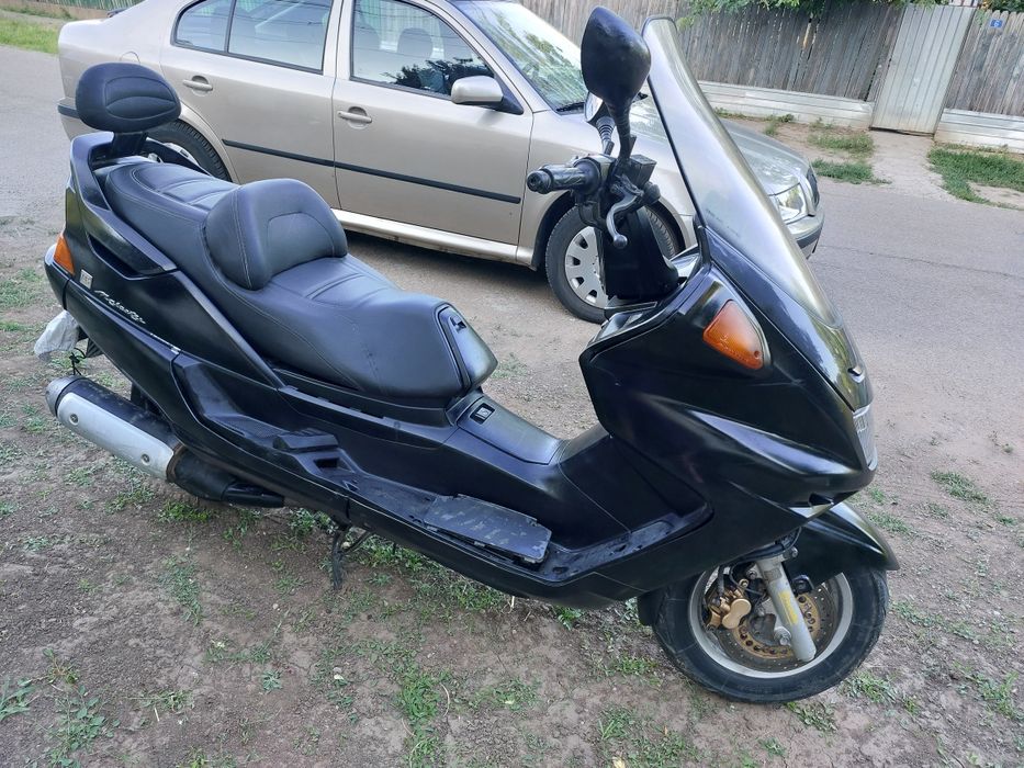 Vând Yamaha Majesty