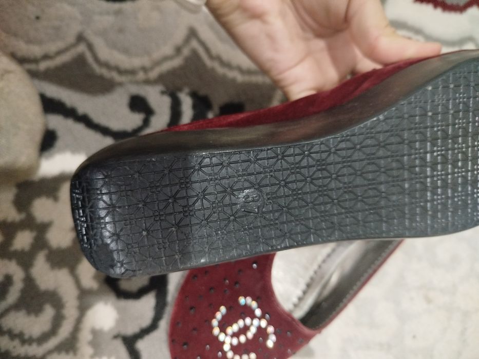 Босоножки женские 36 размер