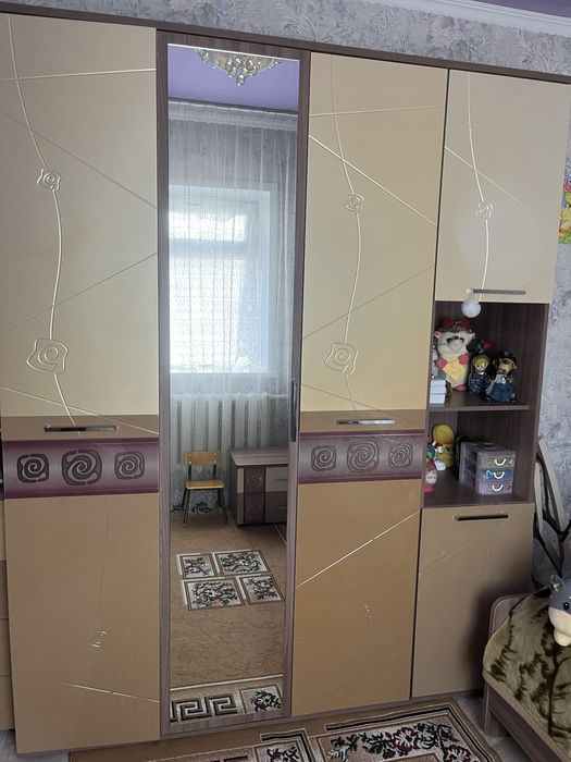 Спальный гарнитур