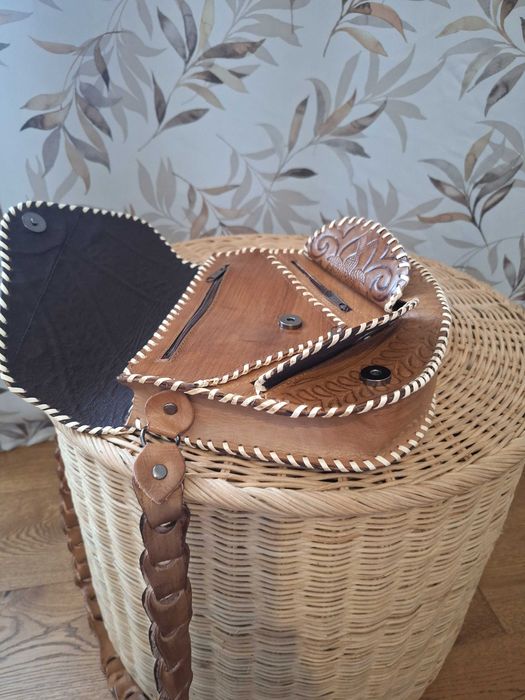 Geanta crossbody de piele handmade