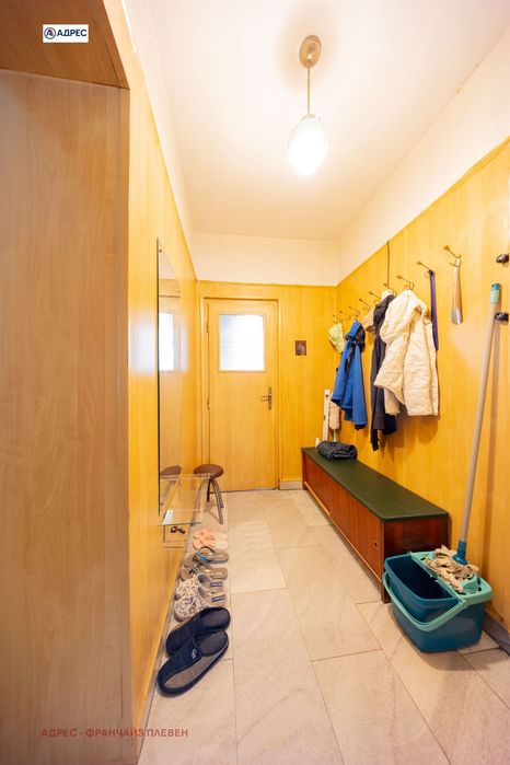 Продава се Етаж от къща в Плевен, Мара Денчева - 103 кв.м за 1738 €/кв.м - Снимка #10