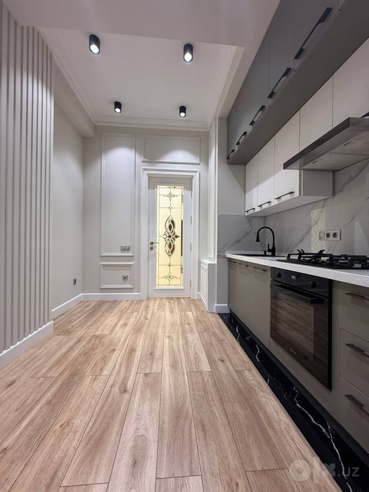 3-комнатная квартира 100 м², Шайхантахурский район, 3 этаж
