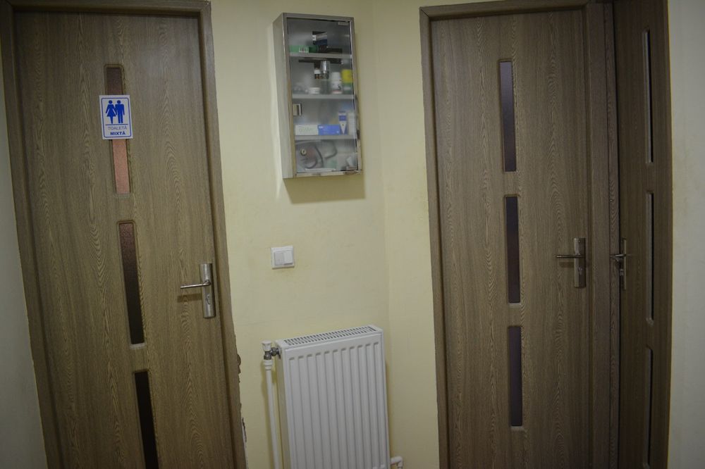 Casa cu etaj cu balcon
