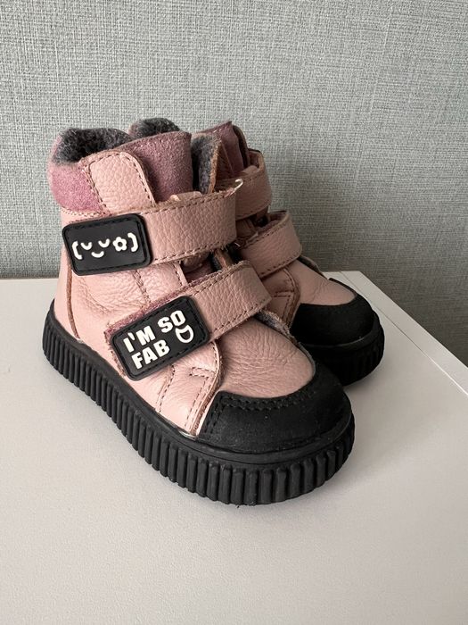 Продам весенние ботиночки