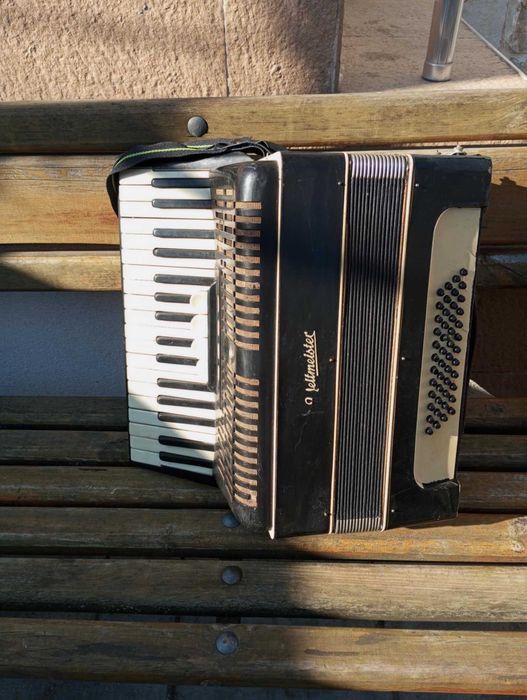АКОРДЕОН weltmeister