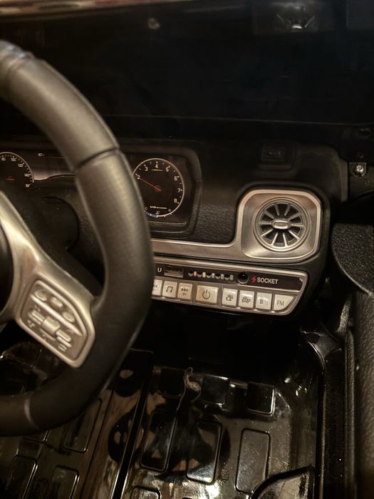 Акумулаторна количка Mercedes G class