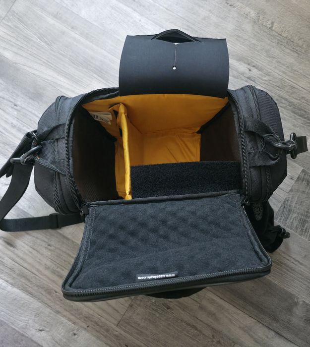 Отлична! Чанта за фотоапарат Case Logic SLRC - 203