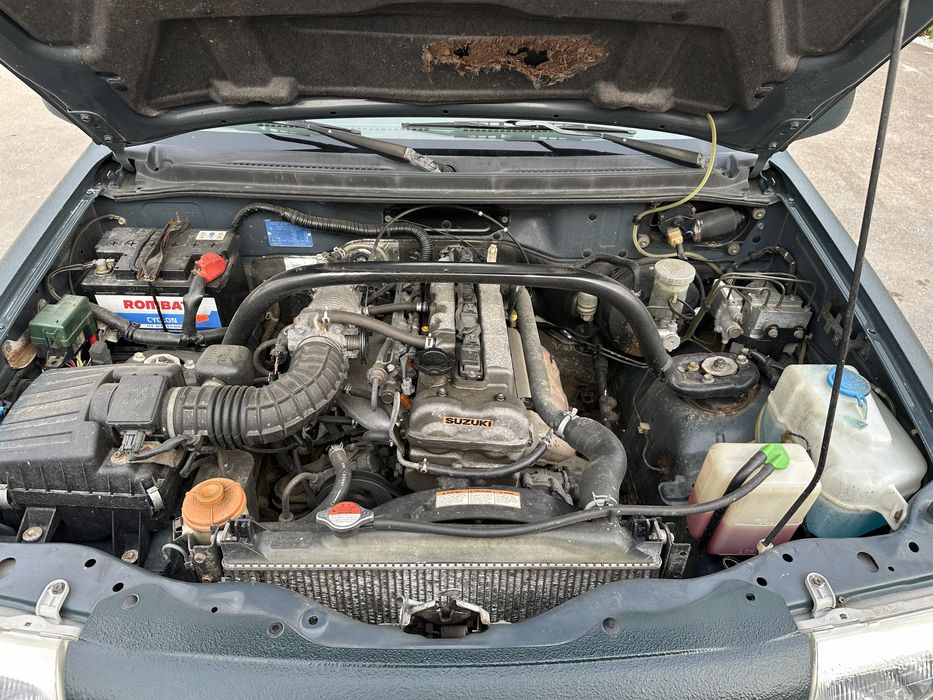 Suzuki Grand Vitara 2.0i Benzina 128 CP